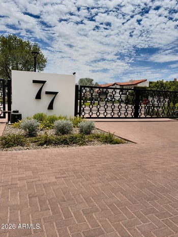 77 E Missouri Ave #64, Phoenix, AZ 85012