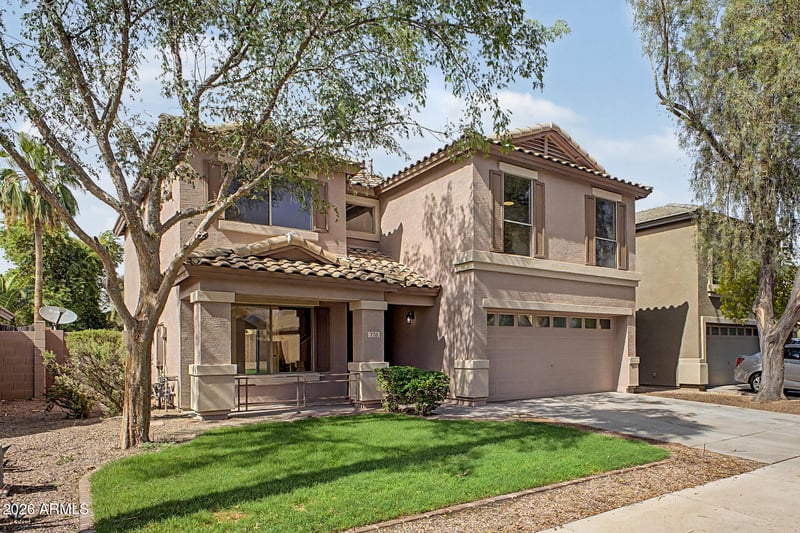 770 Lovegrass Dr, San Tan Valley, AZ 85143