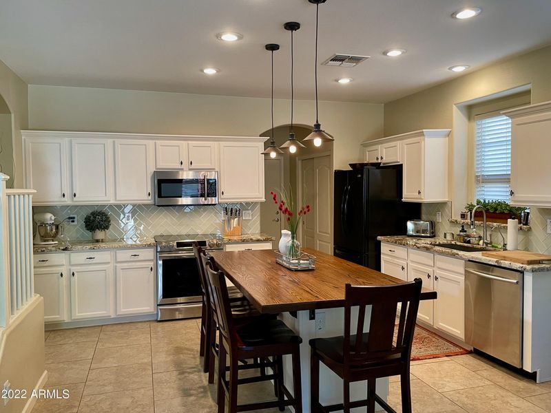 770 E San Carlos Way, Chandler, AZ 85249