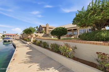 770 Ocean Dr, Gilbert, AZ 85233