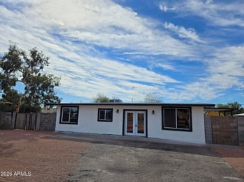 770 Pinal Dr, Apache Junction, AZ 85120