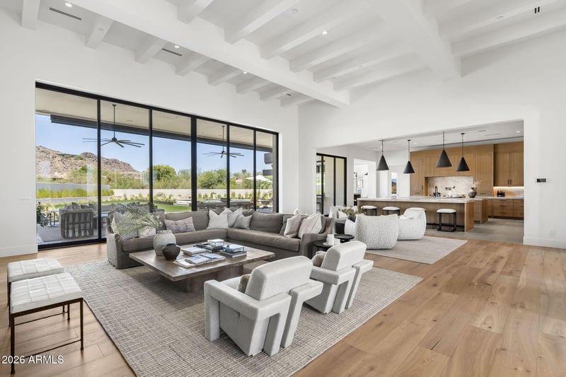 7700 N Invergordon Rd, Paradise Valley, AZ 85253