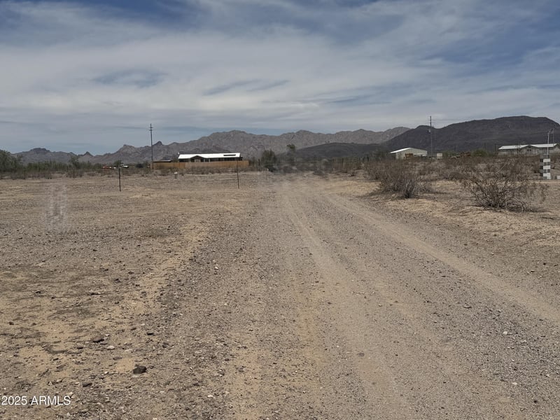 7700 Orangewood Ave #3, Tonopah, AZ 85354