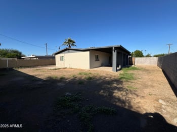 7701 Crittenden Ln, Phoenix, AZ 85033