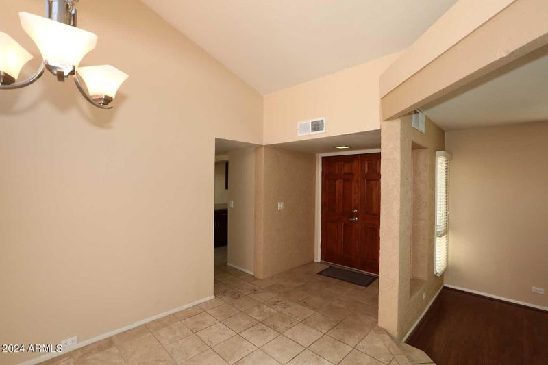 7701 N 17th Pl, Phoenix, AZ 85020