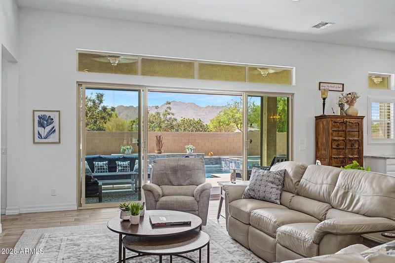 7701 S Barlow Dr, Gilbert, AZ 85298