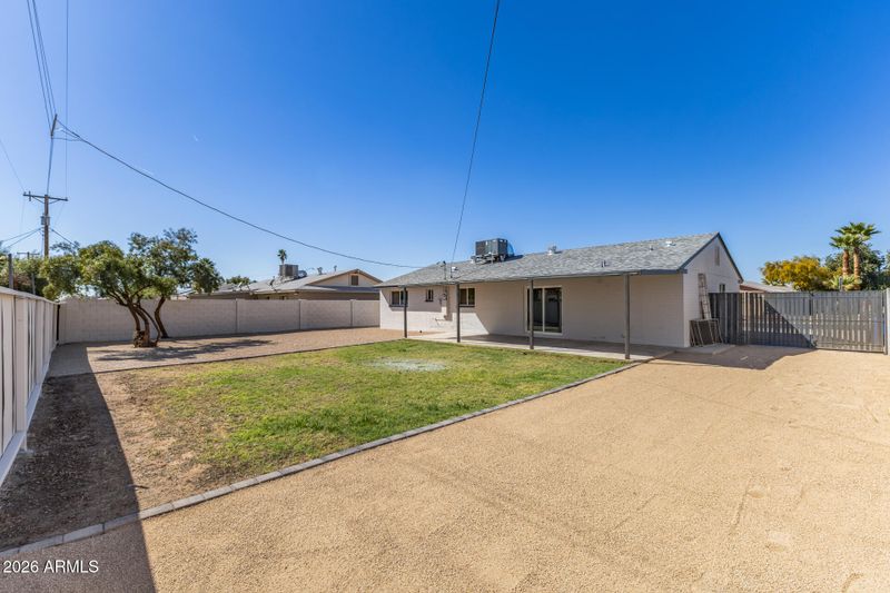 7701 W Fairmount Ave, Phoenix, AZ 85033