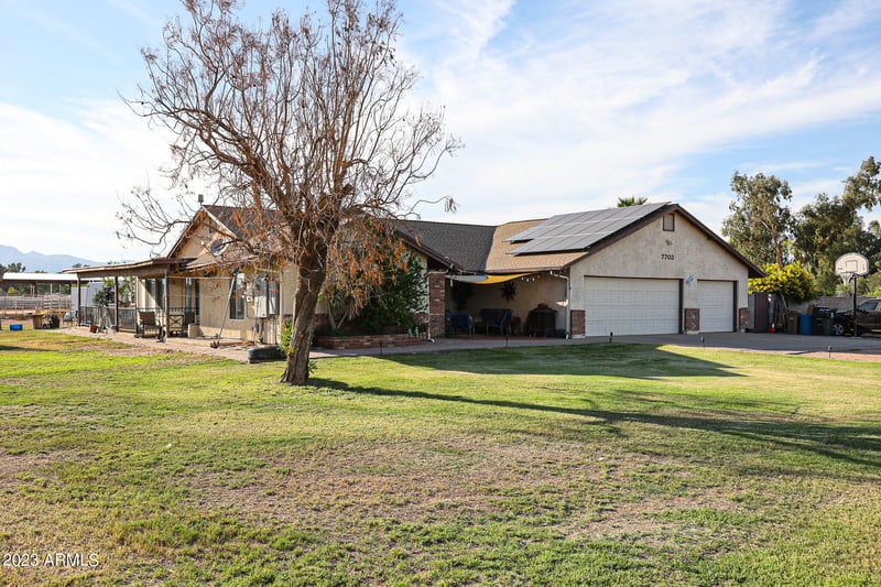 7702 Alsup Rd, Litchfield Park, AZ 85340