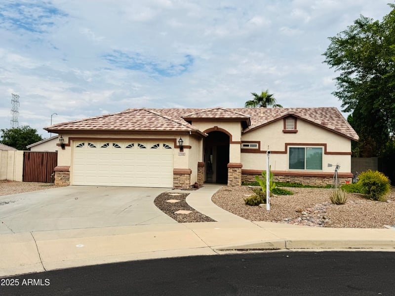 7702 Decatur St, Mesa, AZ 85207