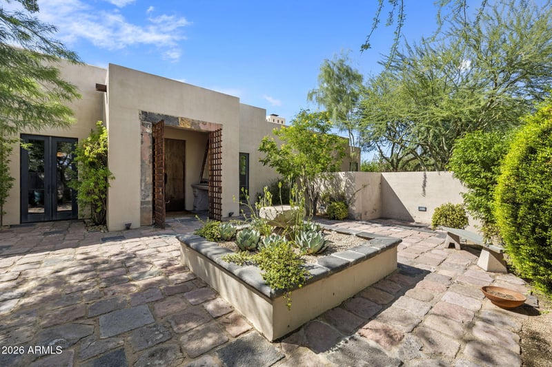 7702 N Mockingbird Ln, Paradise Valley, AZ 85253