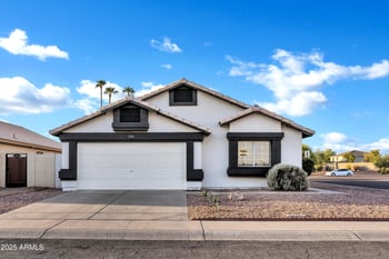 7702 Palo Verde Dr, Glendale, AZ 85303