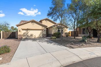 7704 S 23rd Ln, Phoenix, AZ 85041