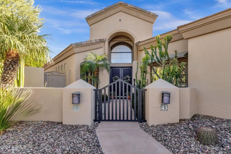 7705 E Doubletree Ranch Rd #43, Scottsdale, AZ 85258