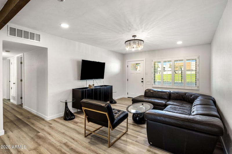 7707 Earll Dr, Scottsdale, AZ 85251