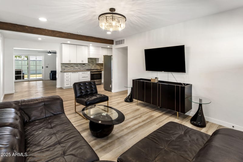 7707 Earll Dr, Scottsdale, AZ 85251
