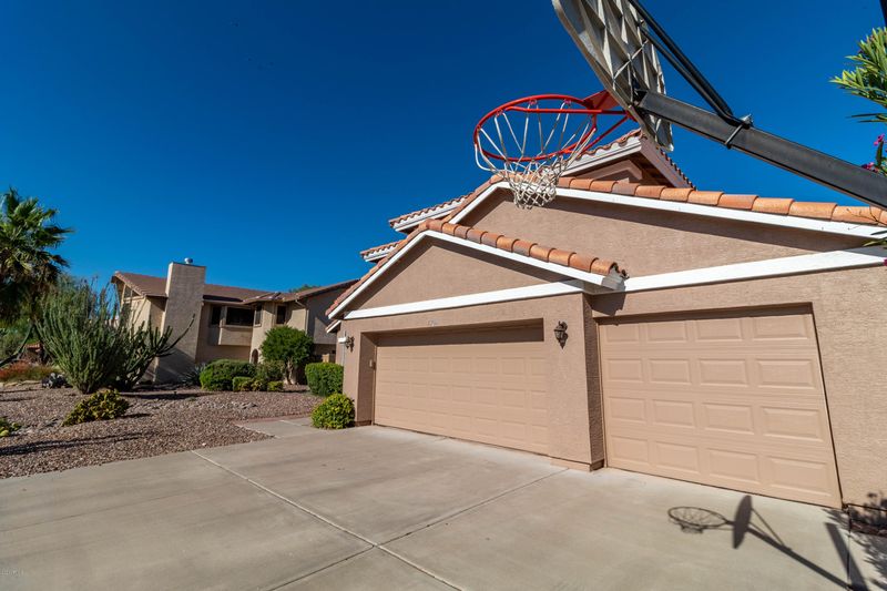 7708 S Oak St, Tempe, AZ 85284