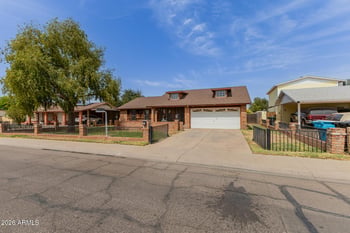 7708 Flower St, Phoenix, AZ 85033