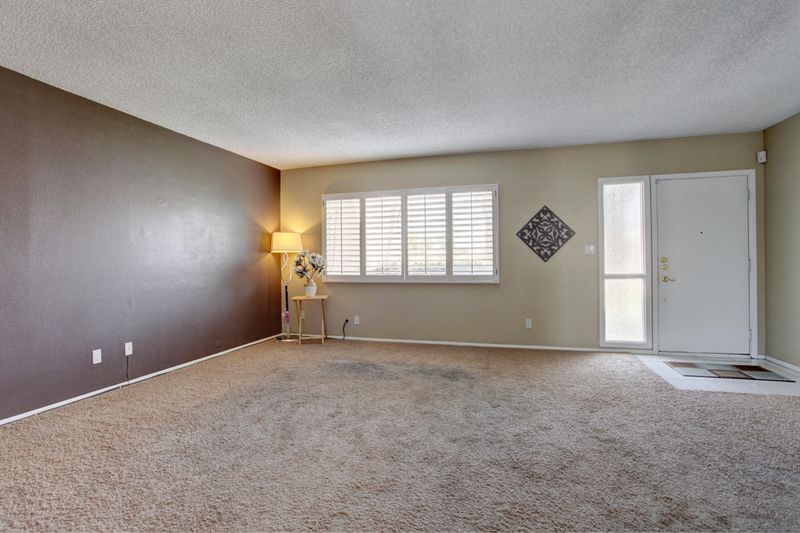 7709 E Sheridan St, Scottsdale, AZ 85257