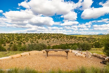 7709 Painted Rock Trl, Williams, AZ 86046