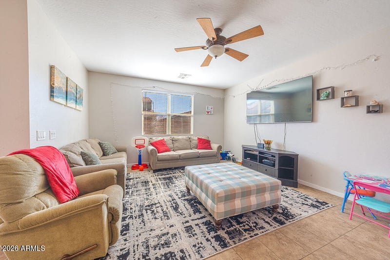771 Carlsbad Dr, San Tan Valley, AZ 85140