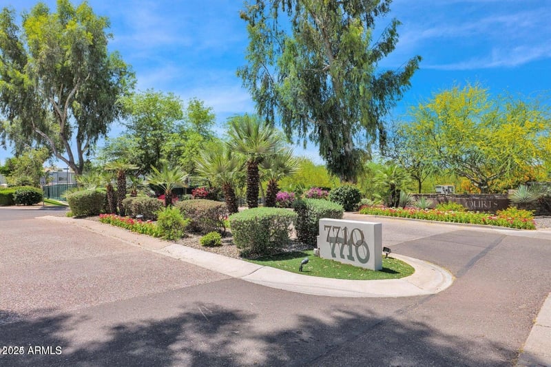 7710 Gainey Ranch Rd #211, Scottsdale, AZ 85258