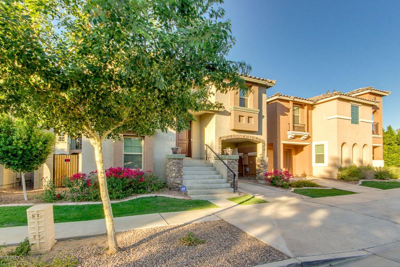 7710 W Palm Ln, Phoenix, AZ 85035