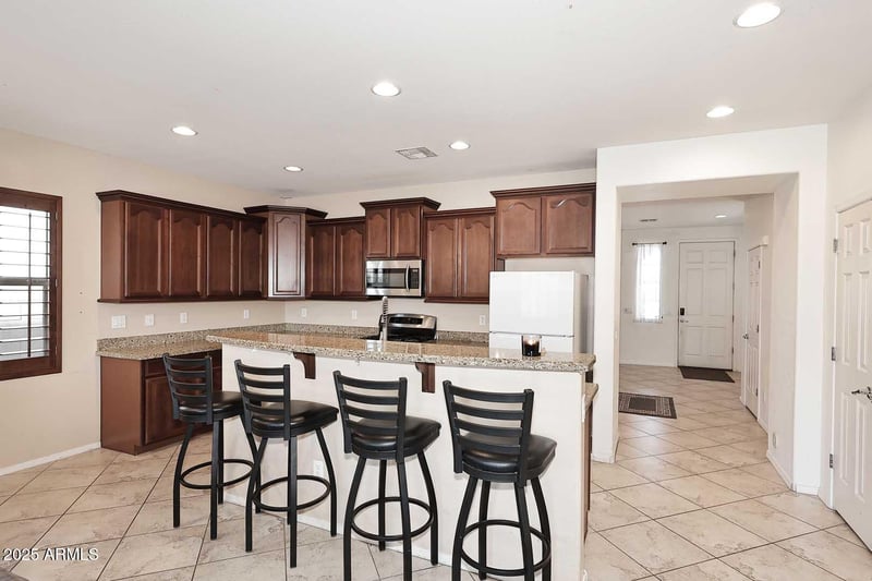 7712 37th Way, Phoenix, AZ 85042