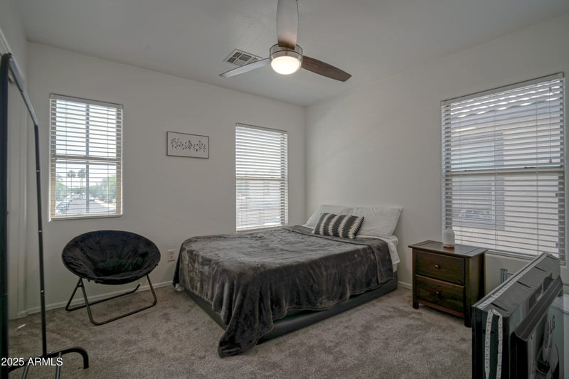 7712 64th Ln, Laveen, AZ 85339