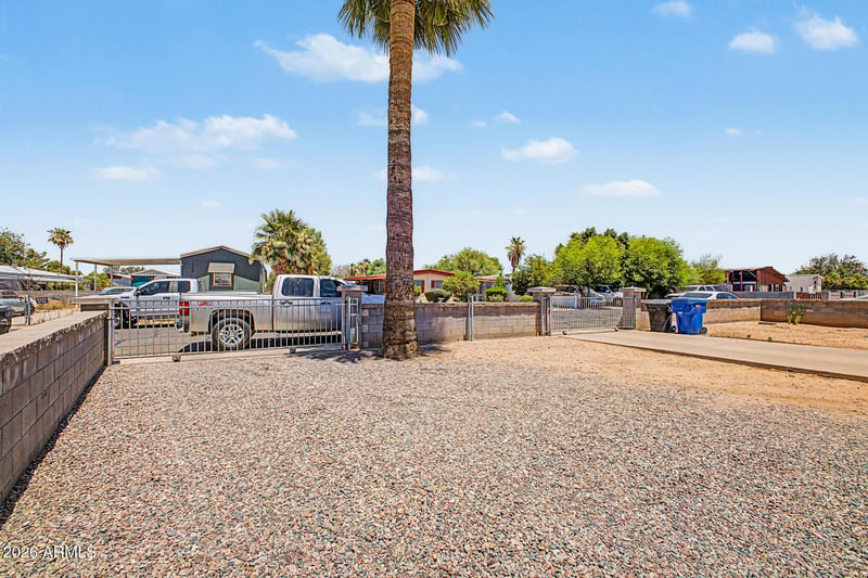 7713 E Holmes Ave, Mesa, AZ 85209
