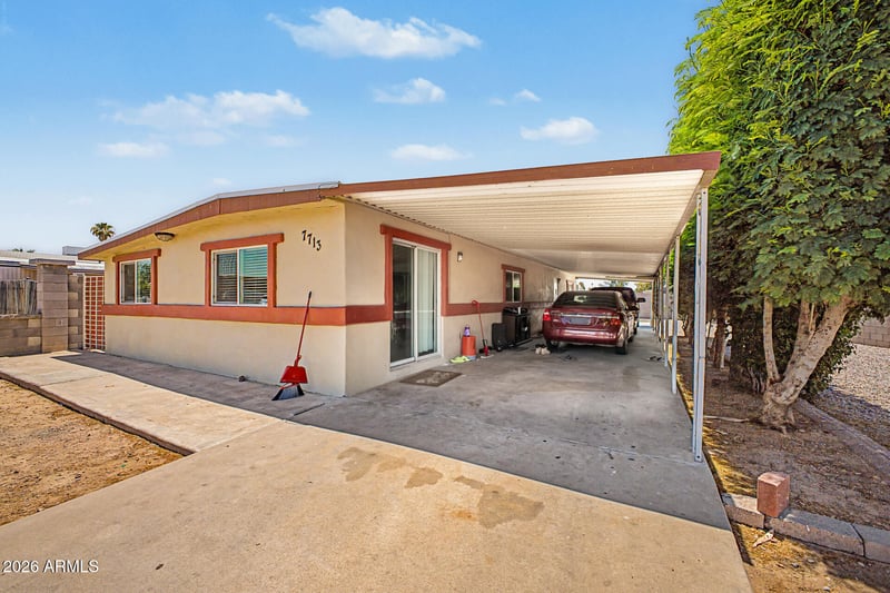 7713 E Holmes Ave, Mesa, AZ 85209