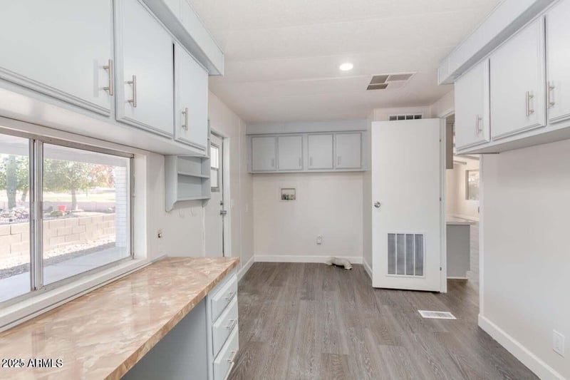 7713 Impala Ave, Mesa, AZ 85209