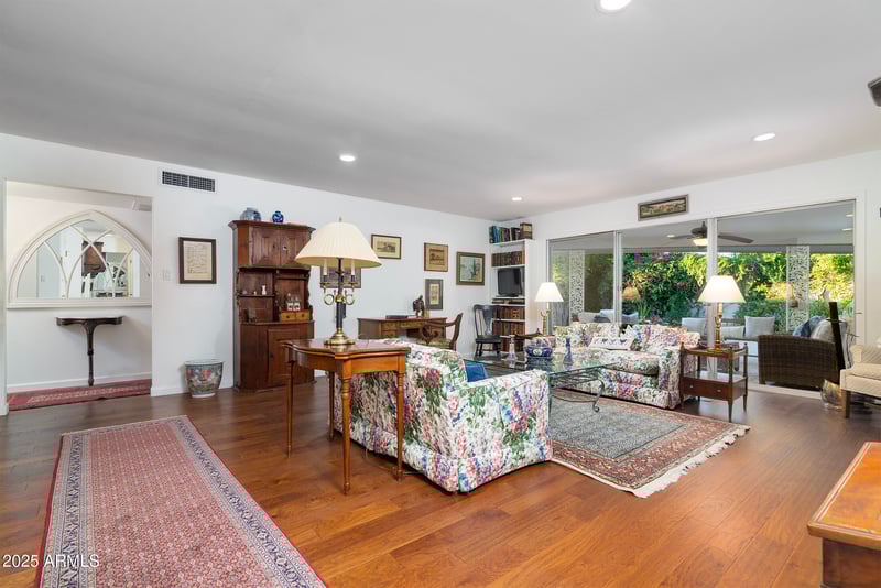 7714 Rancho Vista Dr, Scottsdale, AZ 85251