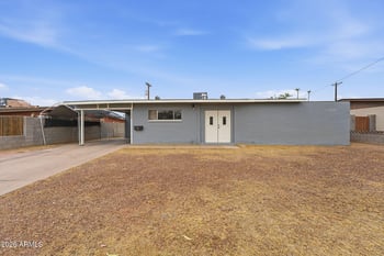 7714 W Mitchell Dr, Phoenix, AZ 85033