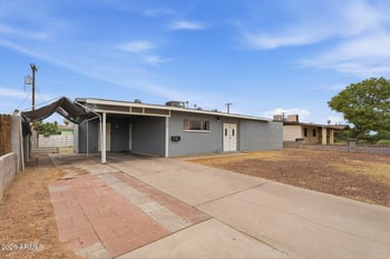 7714 W Mitchell Dr, Phoenix, AZ 85033