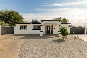 7715 Crittenden Ln, Phoenix, AZ 85033