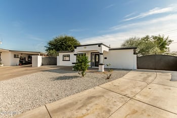7715 Crittenden Ln, Phoenix, AZ 85033