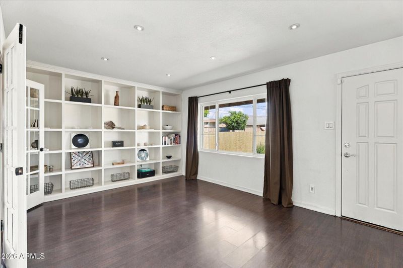 7715 E Earll Dr, Scottsdale, AZ 85251