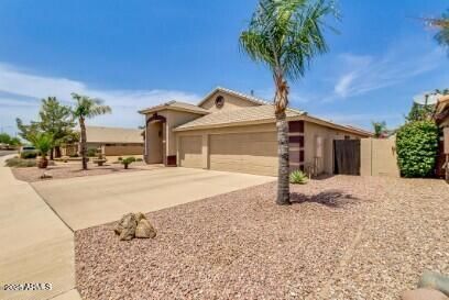 7716 E Posada Ave, Mesa, AZ 85212