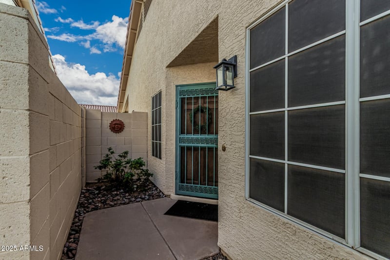 7717 Tonto Dr, Glendale, AZ 85308