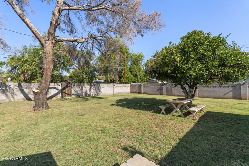 7719 17th Ave, Phoenix, AZ 85021