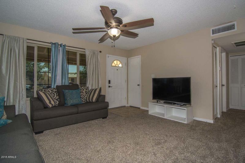 7720 W Clayton Dr, Phoenix, AZ 85033