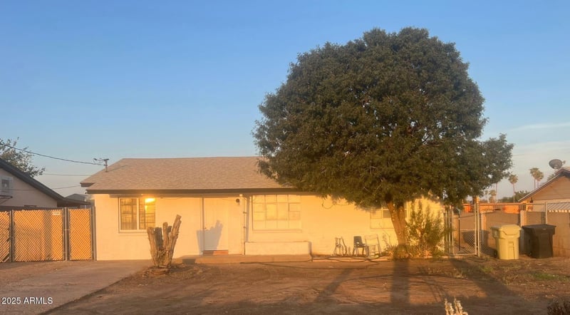 7721 63rd Ave, Glendale, AZ 85301