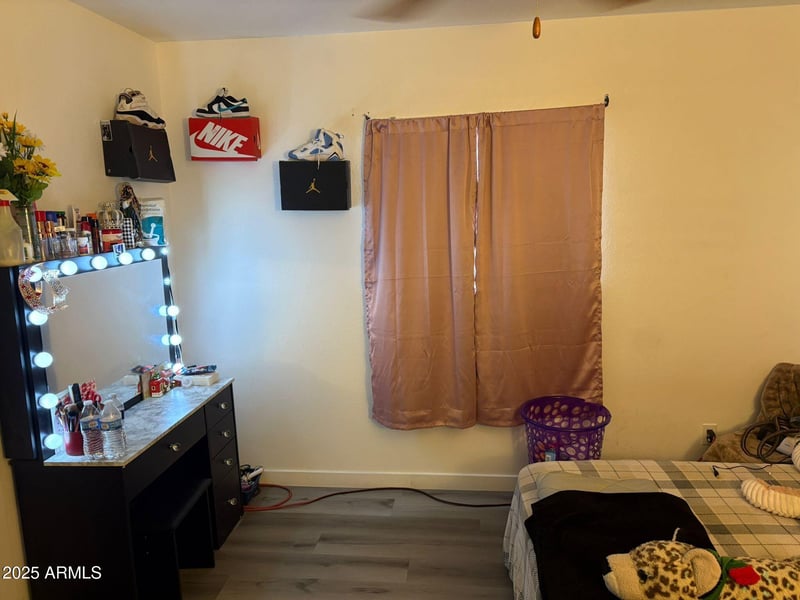 7721 63rd Ave, Glendale, AZ 85301