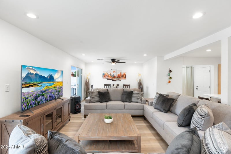 7721 N 47th Dr, Glendale, AZ 85301