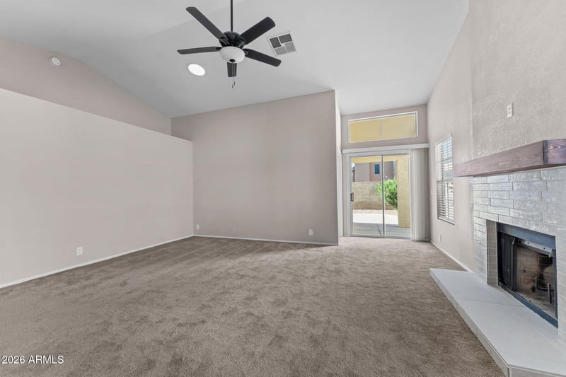 7721 W Tonto Dr, Glendale, AZ 85308