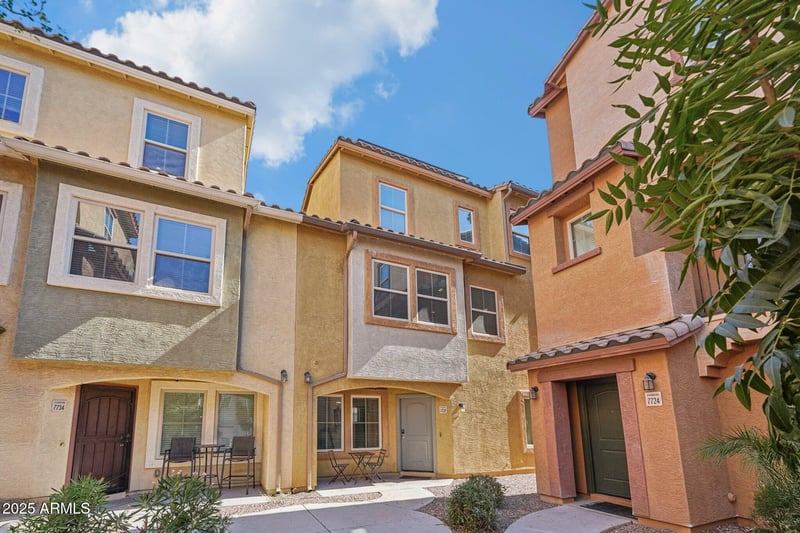 7722 Pipestone Pl, Phoenix, AZ 85035