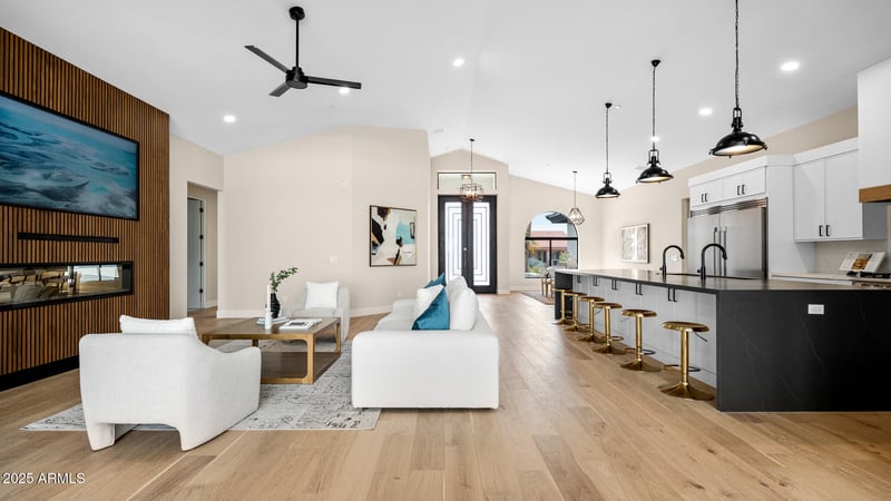 7724 E Charter Oak Rd, Scottsdale, AZ 85260