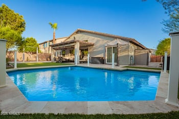 7724 Encinas Ln, Phoenix, AZ 85043