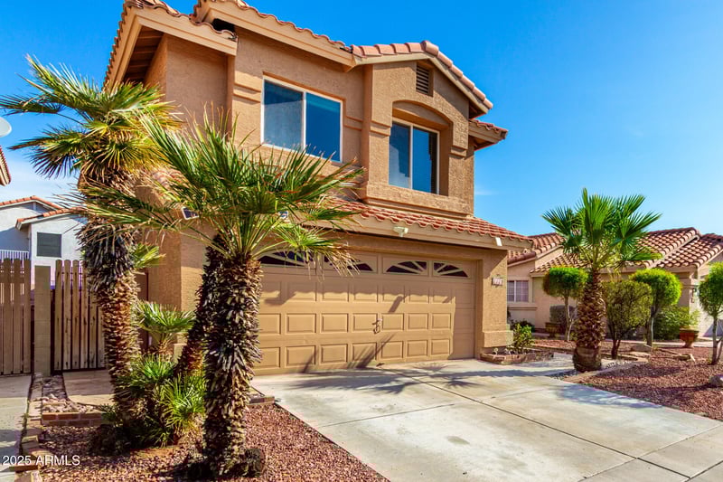 7724 Oraibi Dr, Glendale, AZ 85308