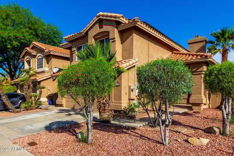 7724 Oraibi Dr, Glendale, AZ 85308